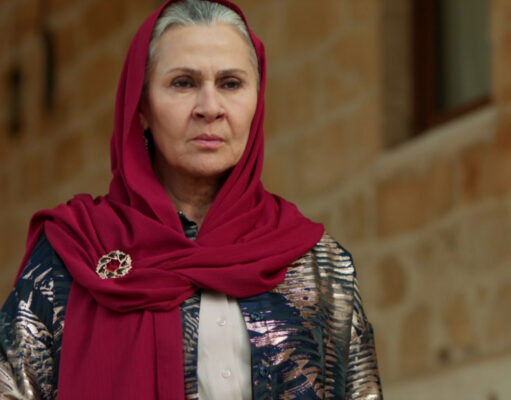 ‘Uzak Şehir’in takıları göz kamaştırıyor